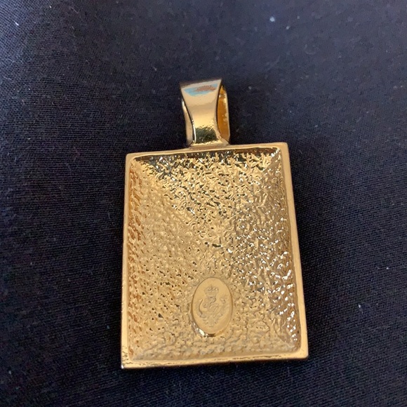 Premier Designs pendant - Picture 3 of 3